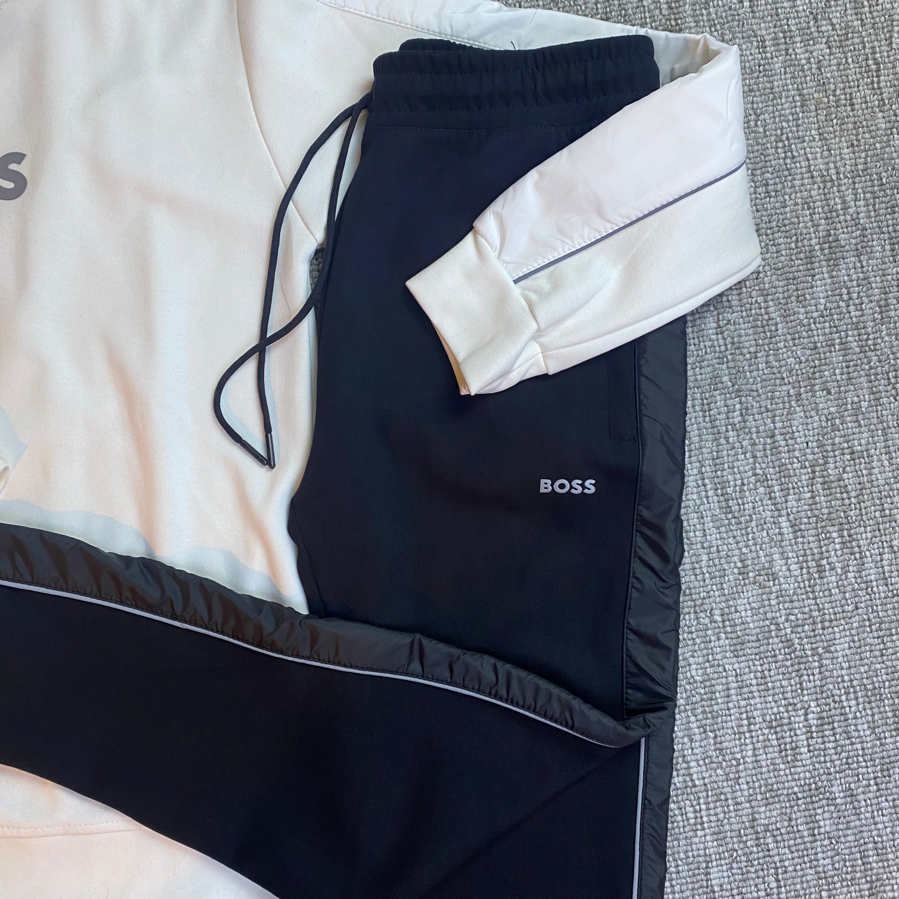 Ensemble Boss - tracksuit